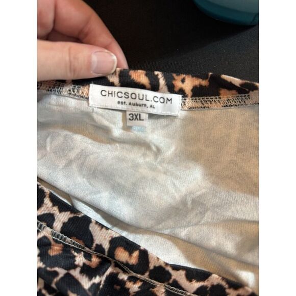 ChicSoul.Com Plus Women's 3X Long Sleeve Animal Print Top Edgy Glam McBling - Picture 4 of 5